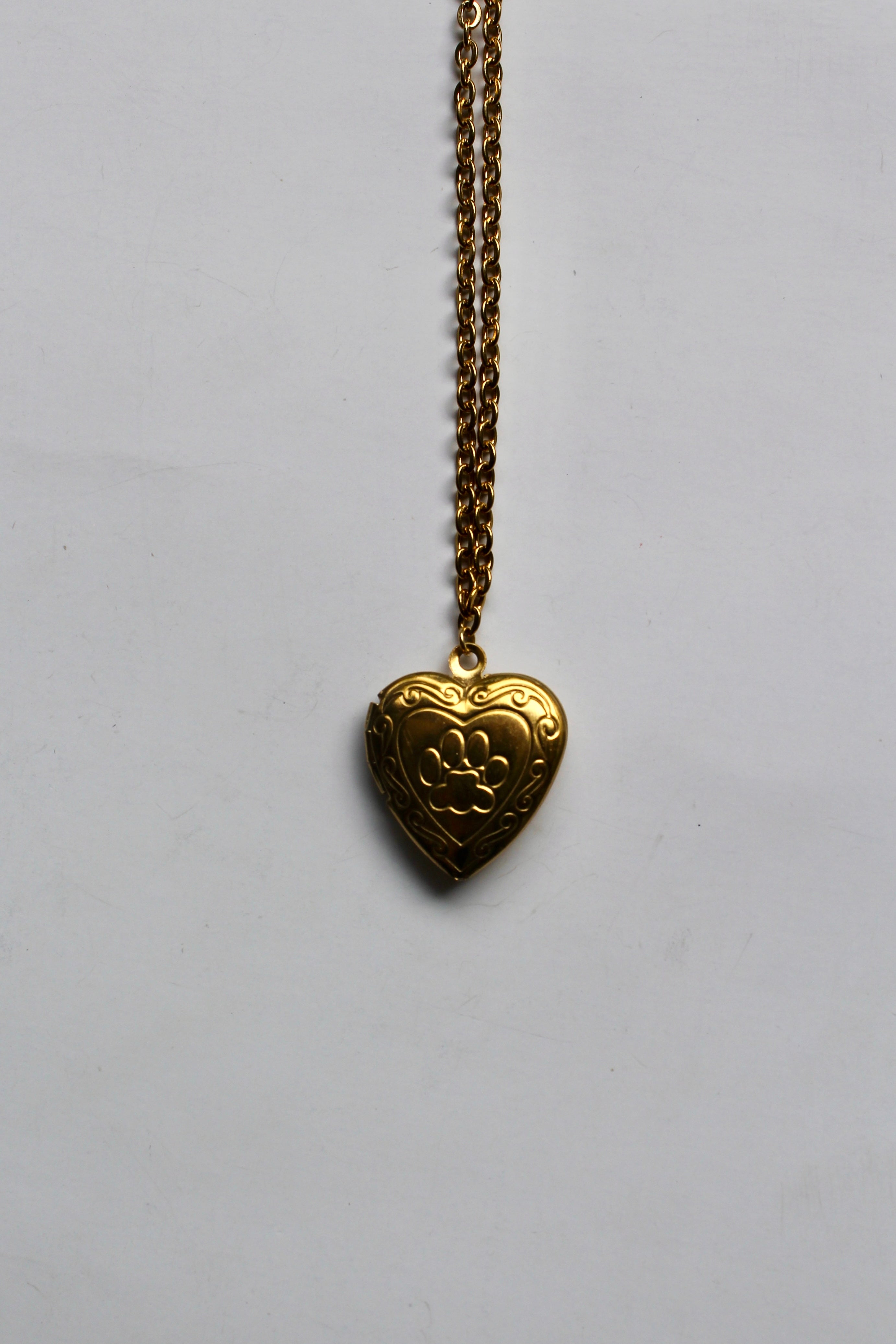 GOLDEN STAINLESS OPENABLE PENDANTS