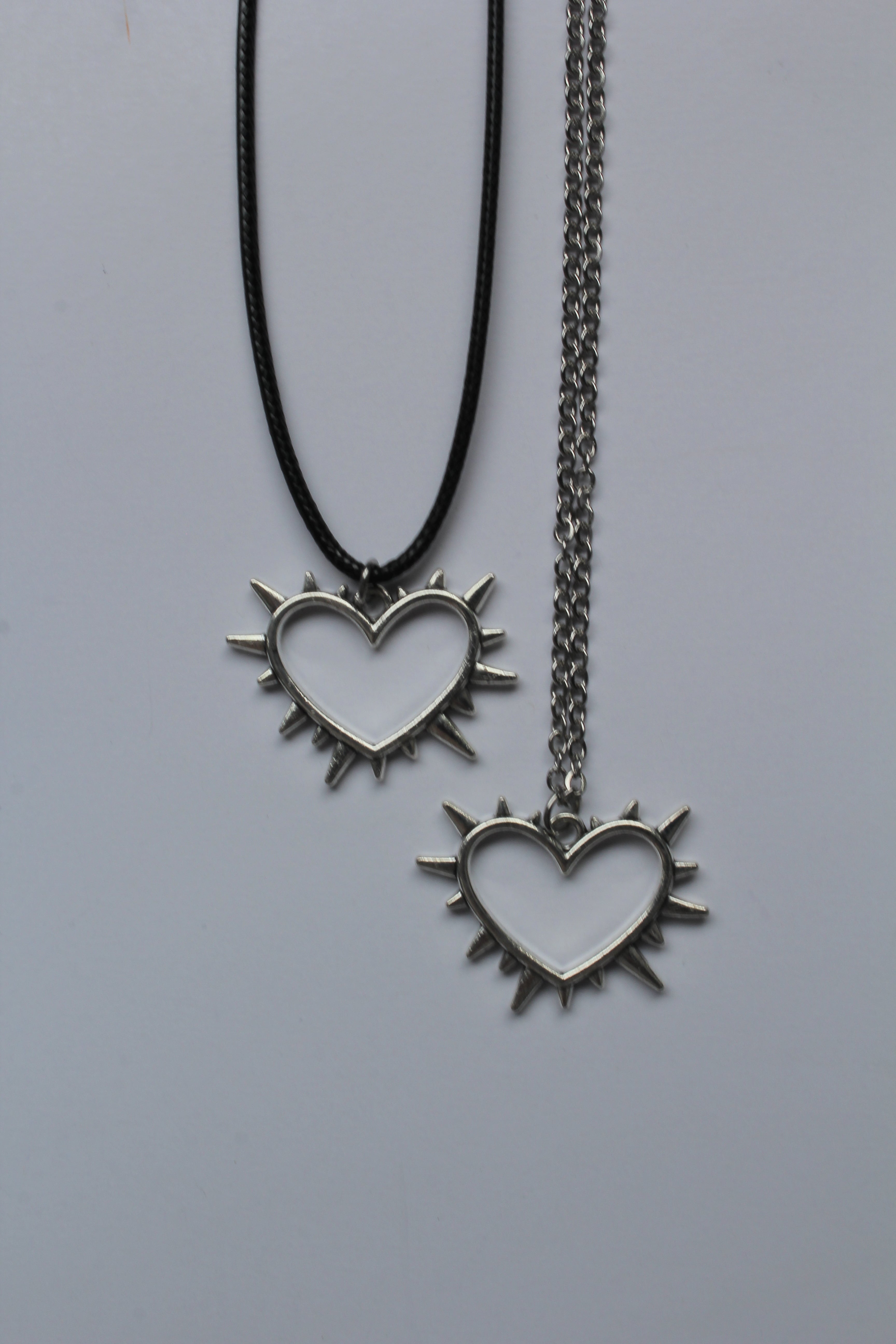 Pendants/chains