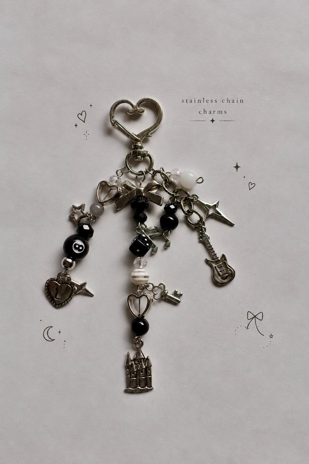 DREAMY PIN AND KEYCHAIN