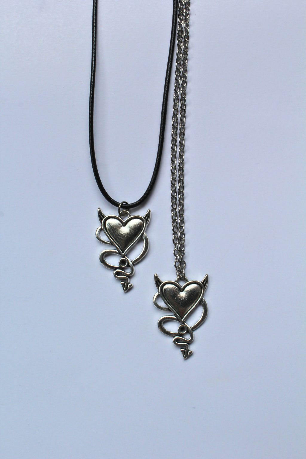 Pendants/chains