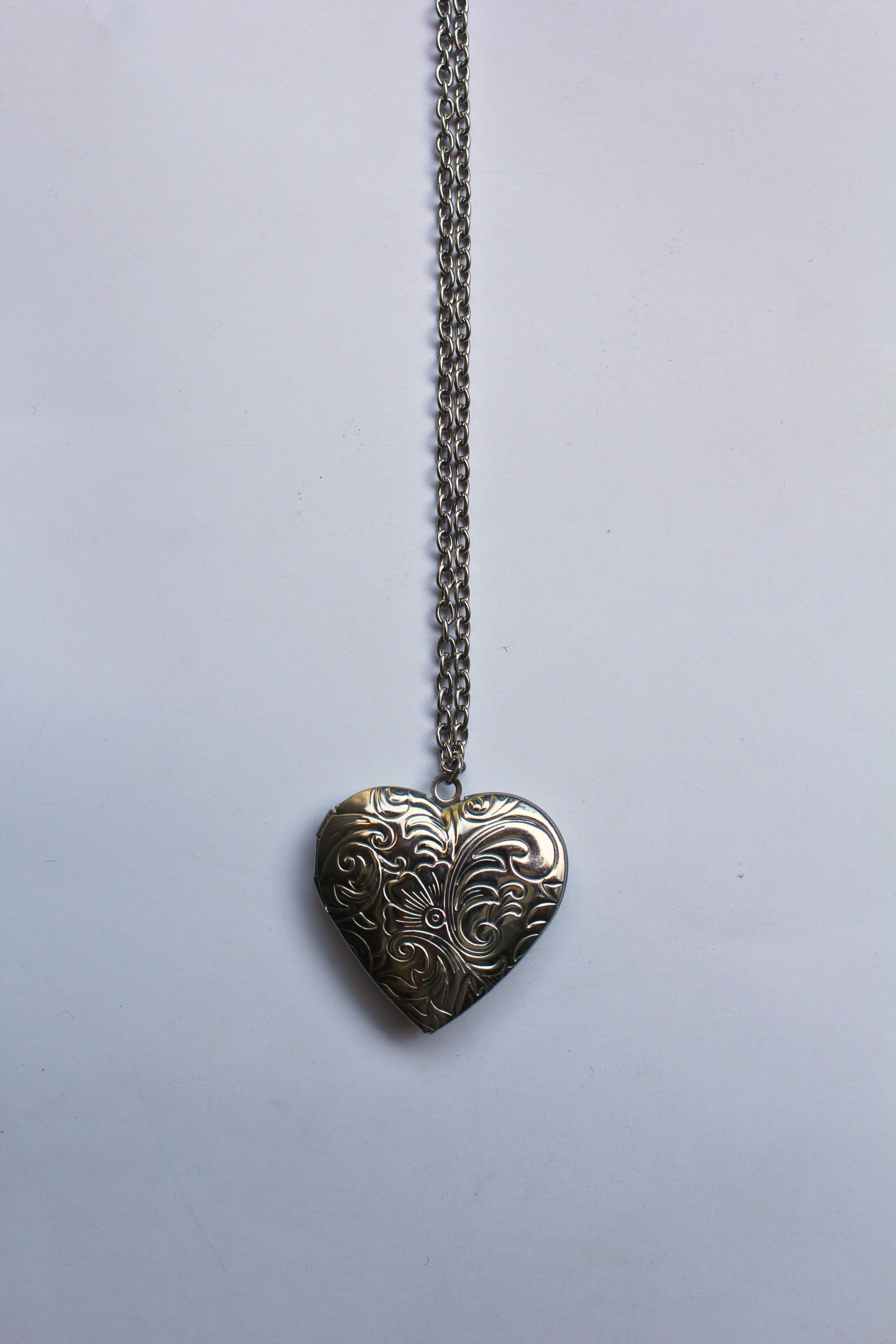 Openable pendants