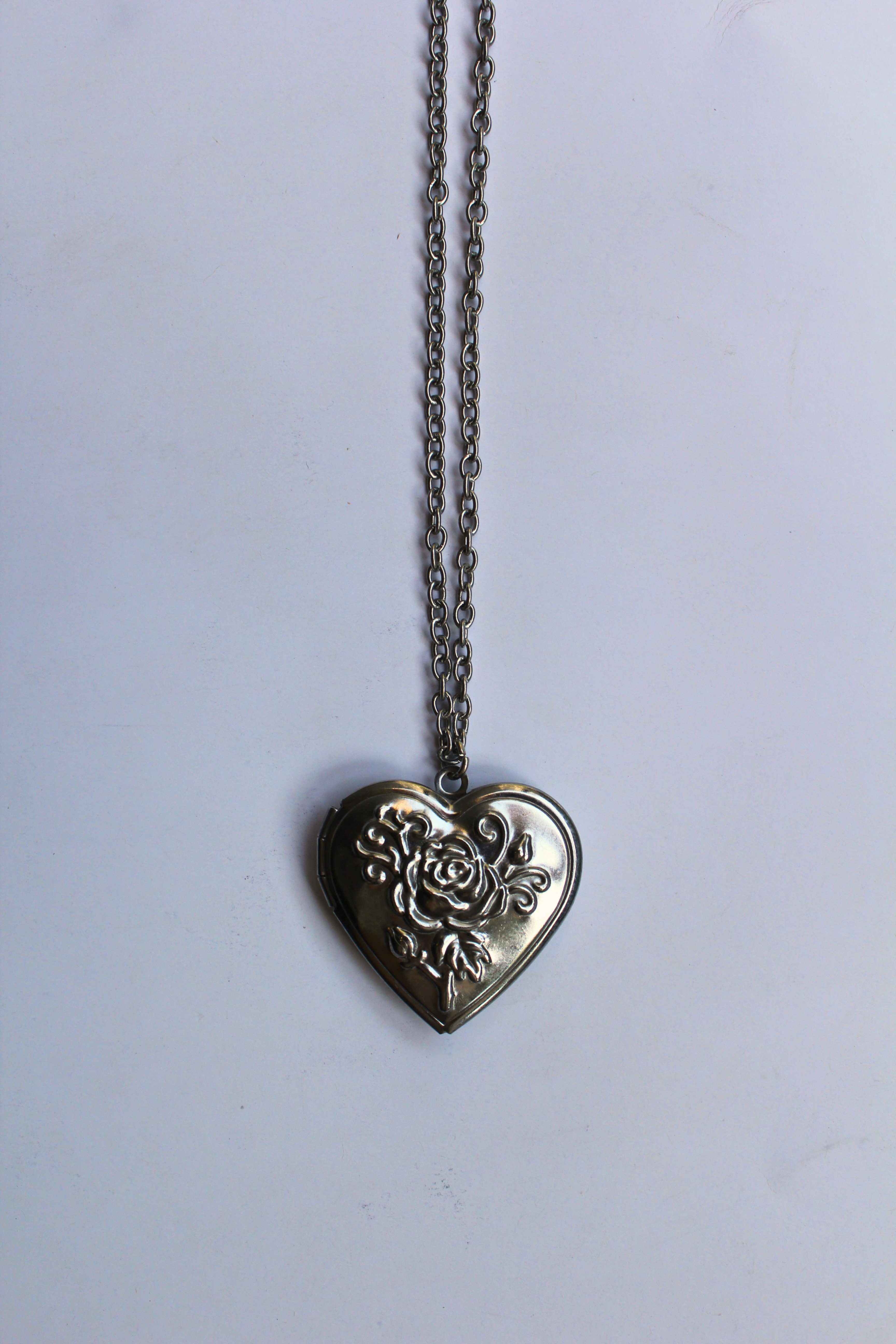 Openable pendants