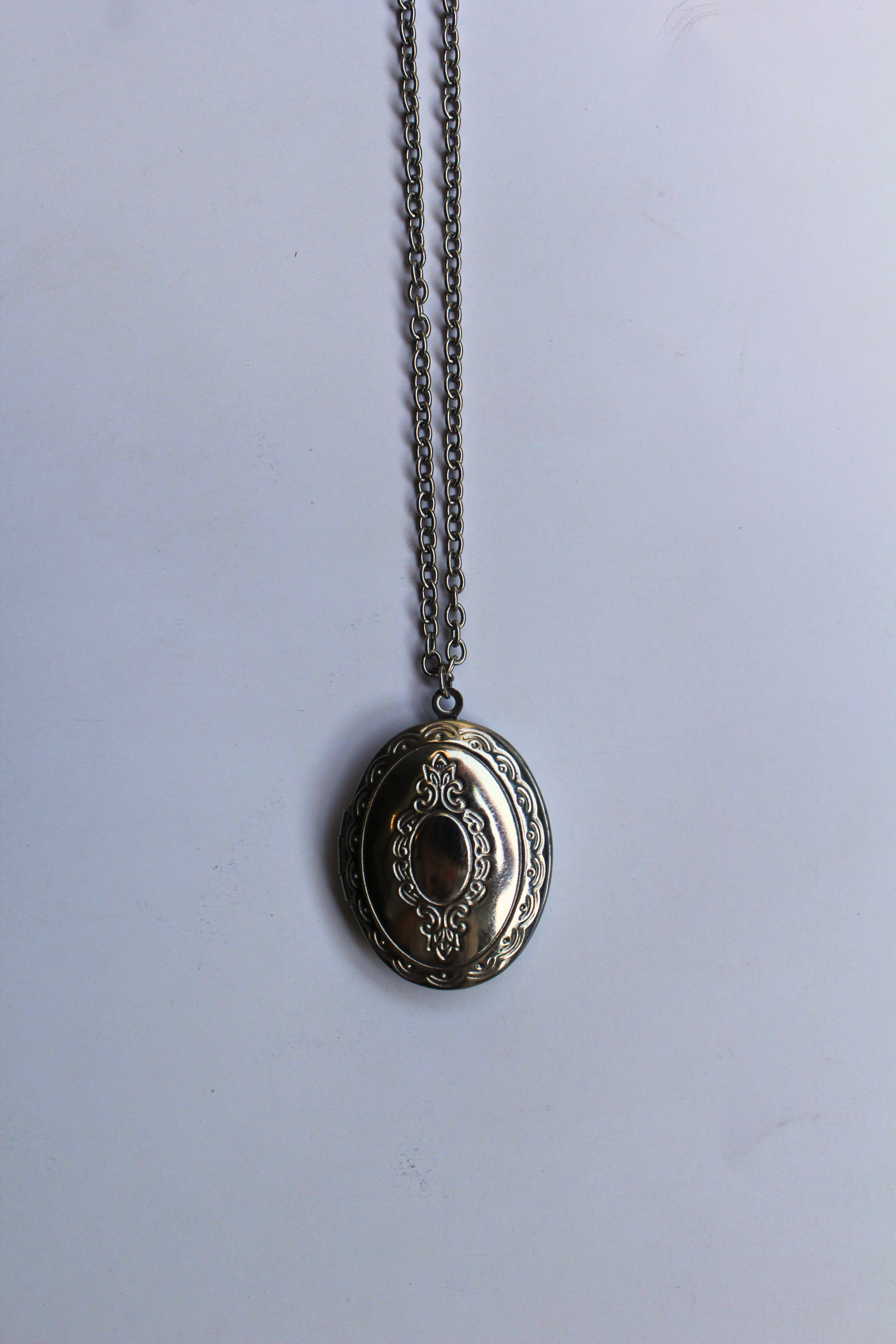 Openable pendants