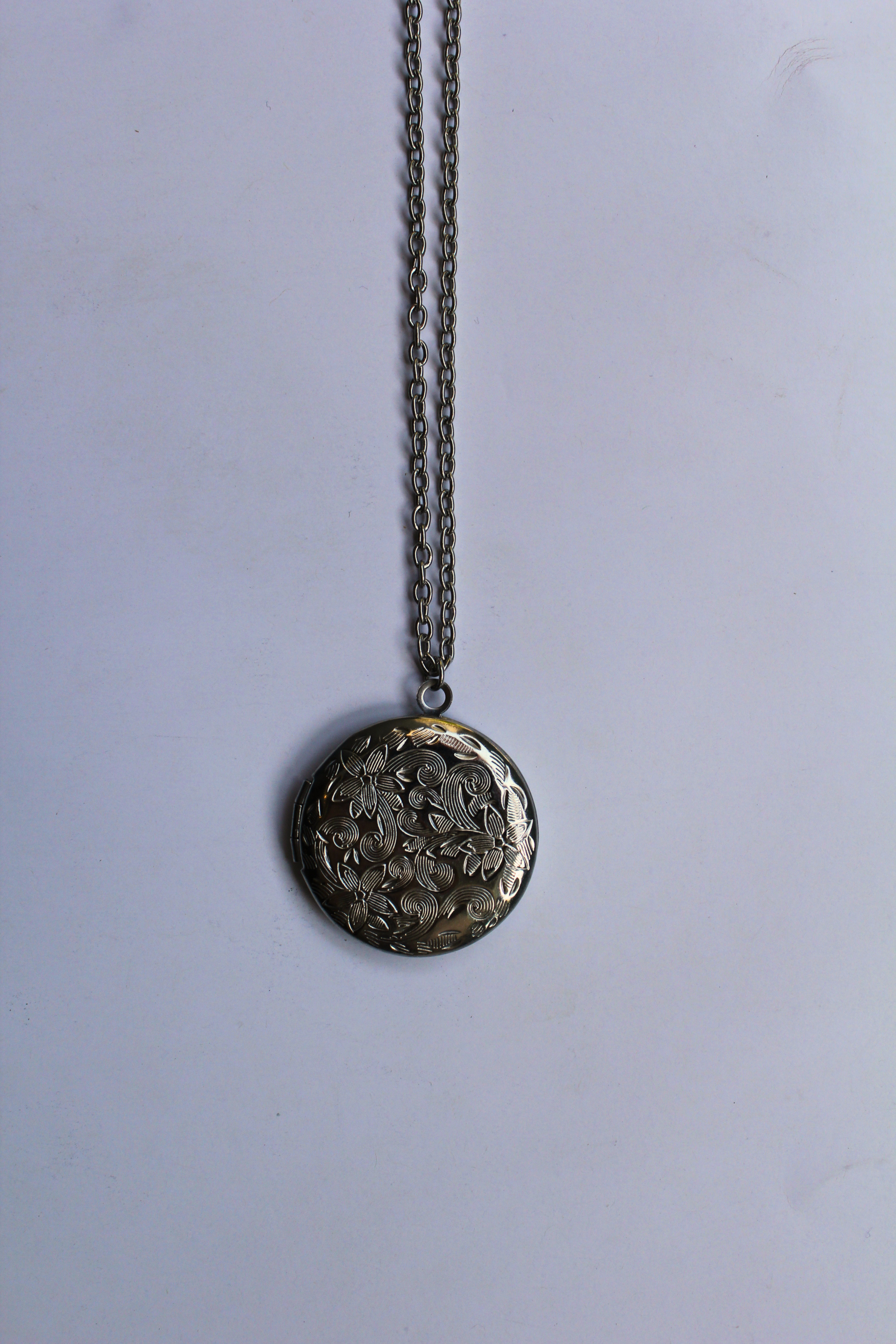 Openable pendants